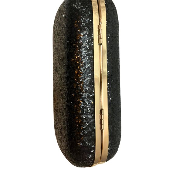 Glitter Knuckle Clutch - black with gold spikes + removable crossbody chain - Picture 4 of 6